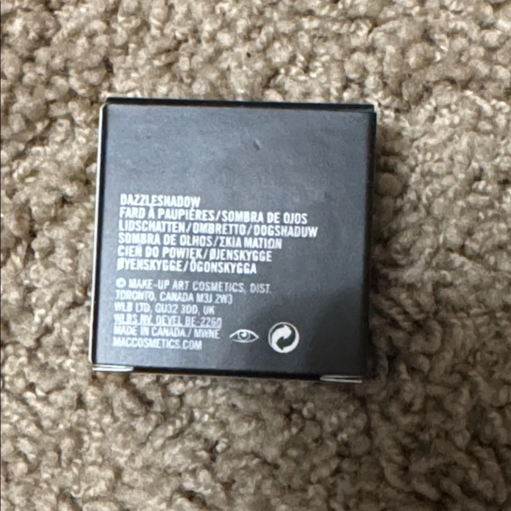 MAC Cosmetics Dazzleshadow in Slow/Fast/Slow - Picture 3 of 4